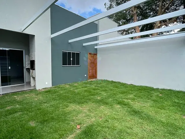 Casa com 200m² 3 quartos e 1 banheiro, à venda, no bairro Parque Residencial Rita Vieira em Campo Grande