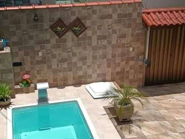 Casa 2 quartos e 3 banheiros, à venda, no bairro Jardim Mariléa em Rio das Ostras