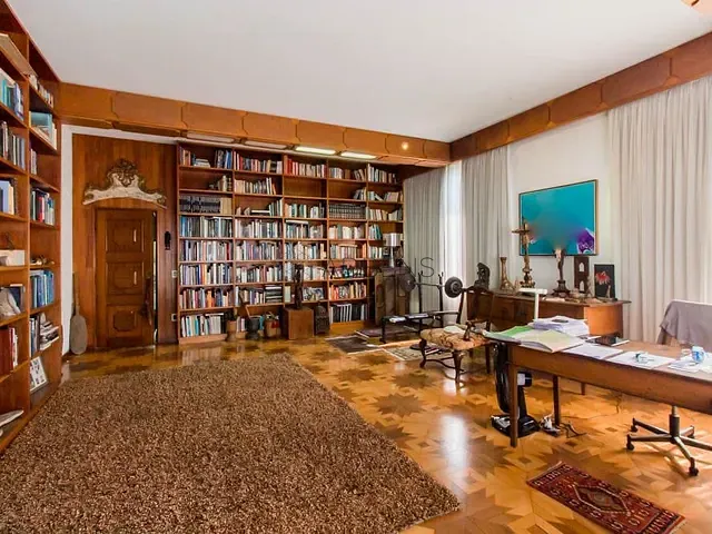 Casa com 924m² 4 quartos e 4 banheiros, à venda, no bairro Cidade Jardim em São Paulo