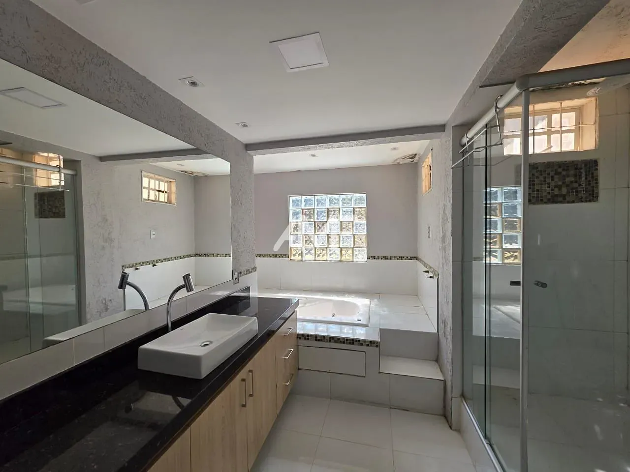 Casa, 4 quartos, 302 m² - Foto 20