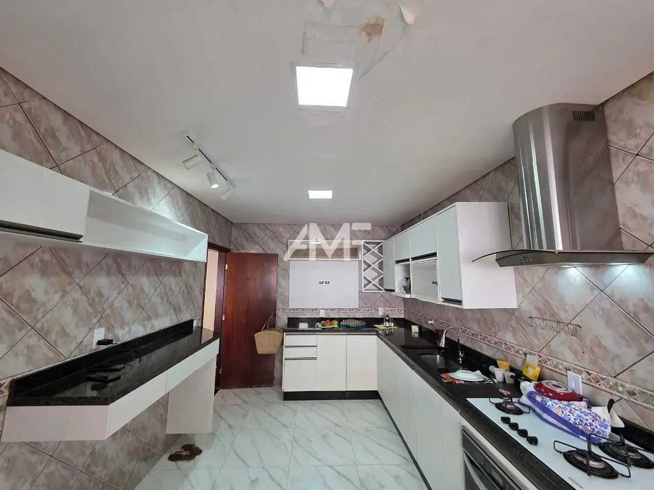 Casa, 4 quartos, 302 m² - Foto 14
