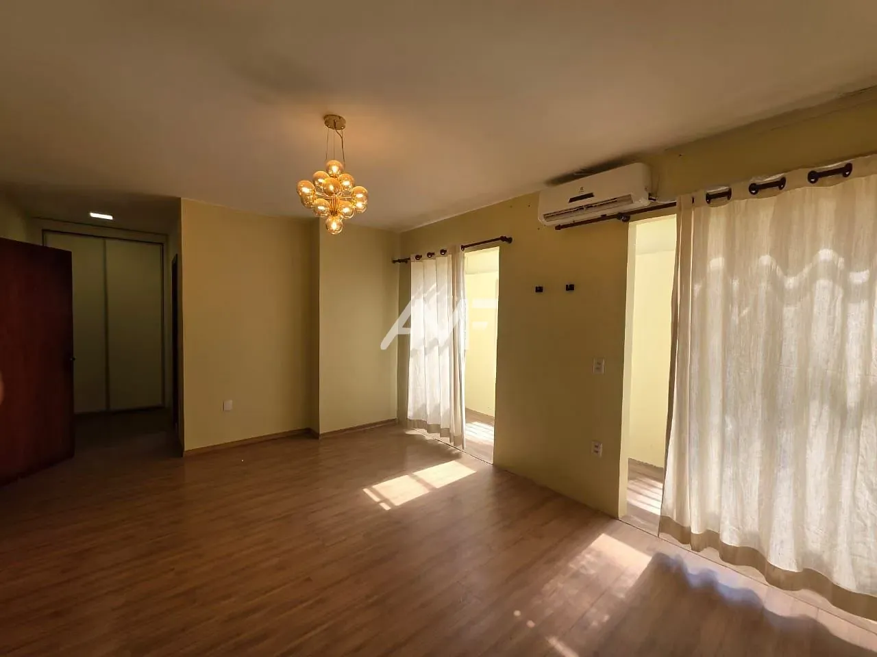 Casa, 4 quartos, 302 m² - Foto 25