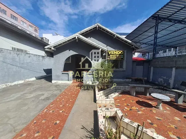 Casa com 400m² 4 quartos e 1 banheiro, à venda, no bairro Vila da Penha em Rio de Janeiro
