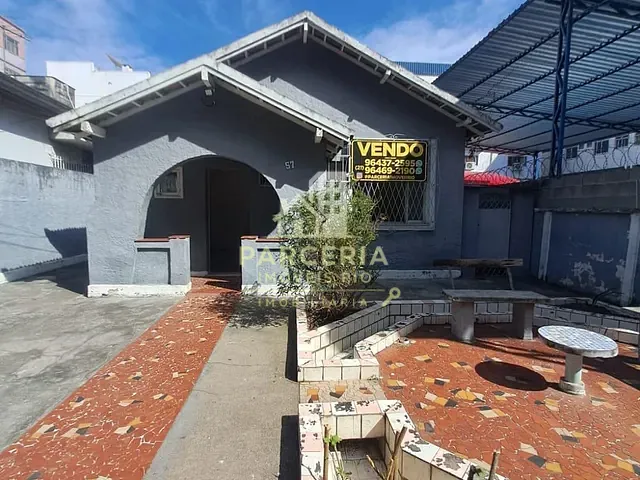 Casa com 400m² 4 quartos e 1 banheiro, à venda, no bairro Vila da Penha em Rio de Janeiro