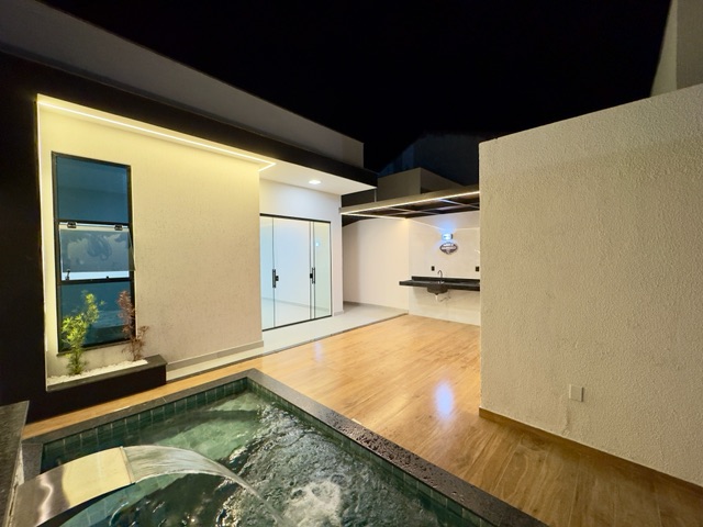 Casa 2 quartos e 2 banheiros, à venda, no bairro Guriri em Cabo Frio