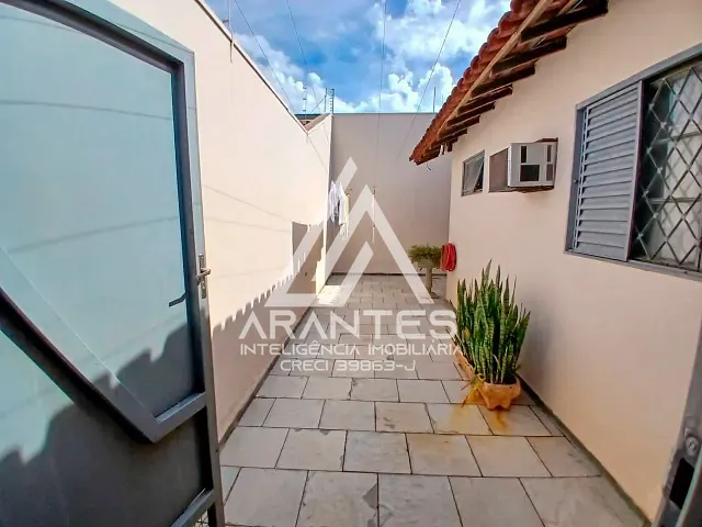 Casa 3 quartos e 2 banheiros, à venda, no bairro Cristiano de Carvalho em Barretos