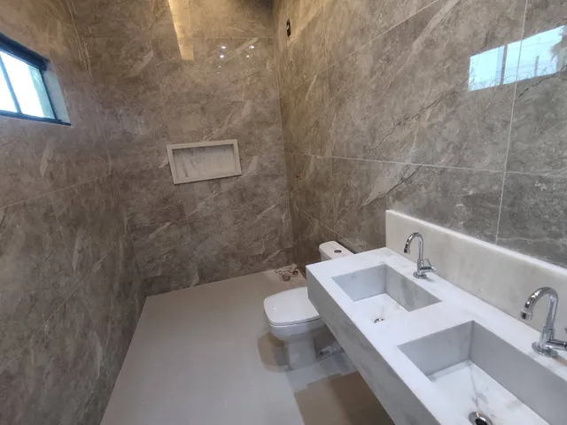 Casa com 210m² 3 quartos e 4 banheiros, à venda, no bairro Jardim Atlântico em Goiânia