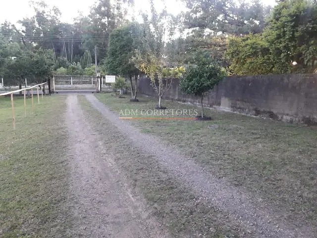 Casa com 1500m² 3 quartos e 2 banheiros, à venda, no bairro Neópolis em Gravataí
