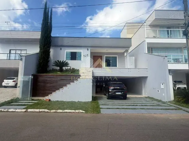 Casa 3 quartos e 3 banheiros, para alugar, no bairro Nova Gramado em Juiz de Fora