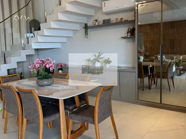 Casa 4 quartos e 5 banheiros, à venda, no bairro Nossa Senhora da Vitória em Ilhéus