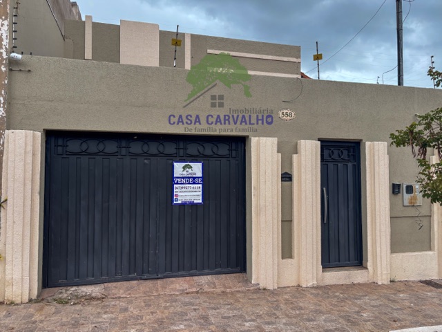Casa 2 quartos e 3 banheiros, à venda, no bairro Centro em Corumbá