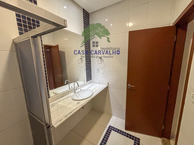 Casa 2 quartos e 3 banheiros, à venda, no bairro Centro em Corumbá