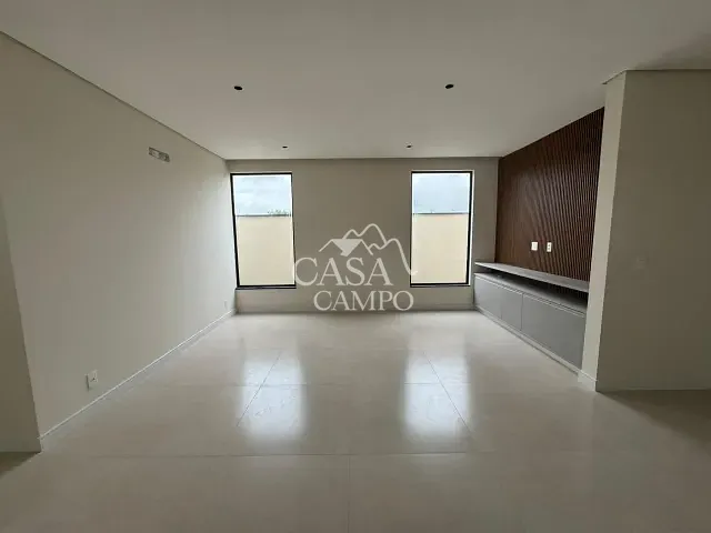 Casa com 434m² 3 quartos e 4 banheiros, à venda, no bairro Loteamento Residencial Una em Itu