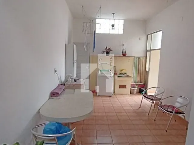 Casa com 330m² 3 quartos e 3 banheiros, à venda, no bairro Vila Aparecida em Jundiaí