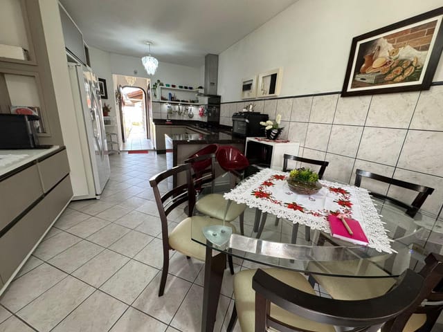Casa com 336m² 3 quartos e 3 banheiros, à venda, no bairro Praia Alegre em Penha