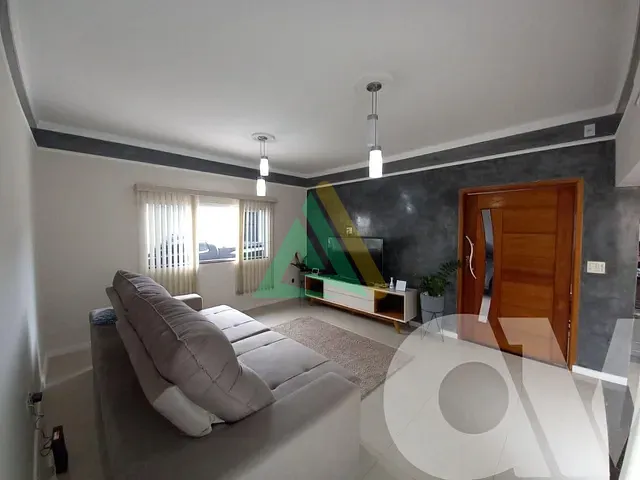 Casa com 300m² 3 quartos e 2 banheiros, à venda, no bairro Parque Real II em Mogi Mirim