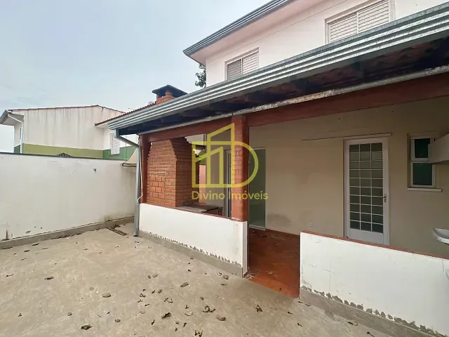 Casa com 100m² 3 quartos e 1 banheiro, para alugar, no bairro Vossoroca em Votorantim