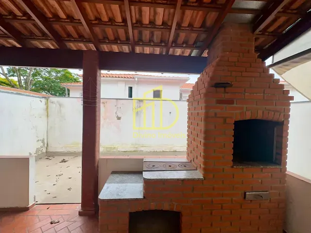 Casa com 100m² 3 quartos e 1 banheiro, para alugar, no bairro Vossoroca em Votorantim