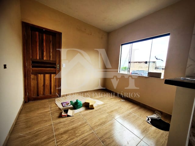Casa 2 quartos e 1 banheiro, à venda, no bairro Residencial Jaguar em Jaguariaíva