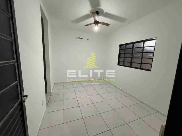 Casa com 320m² 2 quartos e 1 banheiro, à venda, no bairro Residencial Topázio em Sorriso
