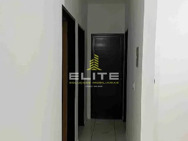 Casa com 320m² 2 quartos e 1 banheiro, à venda, no bairro Residencial Topázio em Sorriso