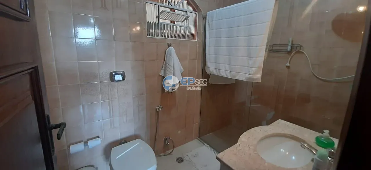 Casa, 3 quartos, 245 m² - Foto 13