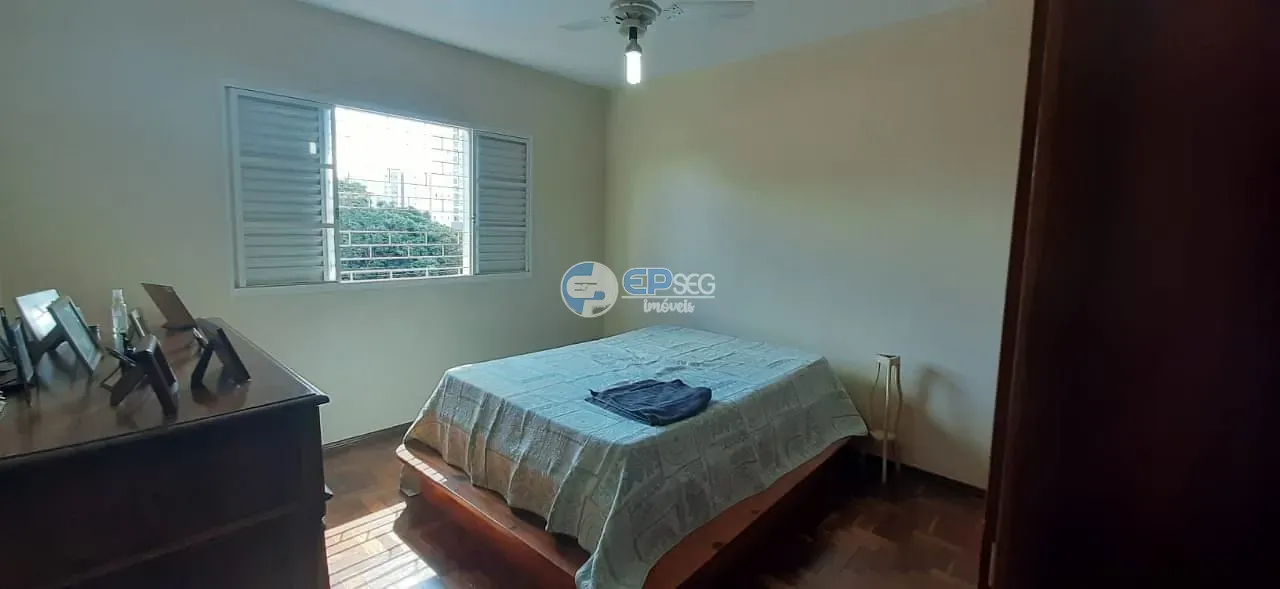 Casa, 3 quartos, 245 m² - Foto 17