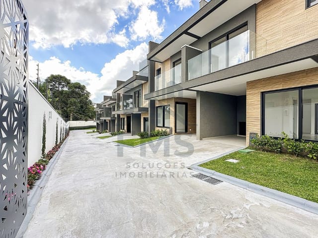 Casa com 134m² 3 quartos e 3 banheiros, à venda, no bairro Santa Felicidade em Curitiba