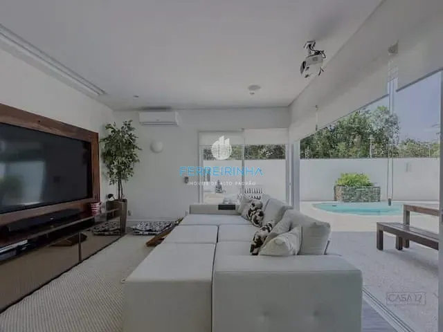 Casa com 450m² 4 quartos e 4 banheiros, à venda, no bairro Urbanova em São José dos Campos