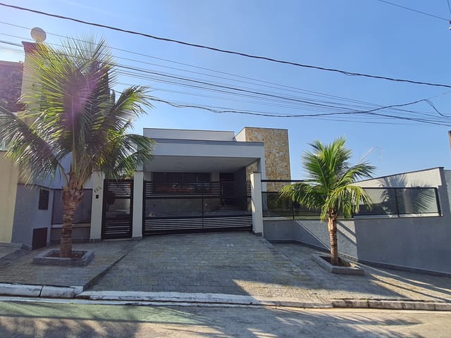 Casa 3 quartos e 6 banheiros, para alugar, no bairro Residencial Vale da Benção em Araçariguama