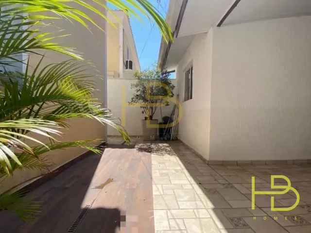 Casa 3 quartos e 2 banheiros, à venda, no bairro Boa Vista em Sorocaba