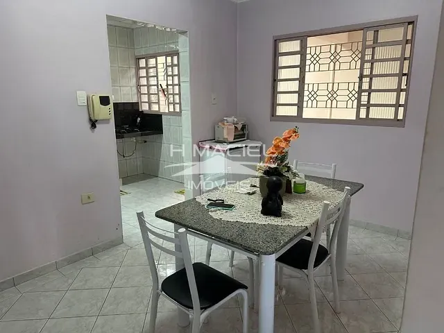 Casa com 250m² 3 quartos e 2 banheiros, à venda, no bairro Jardim Eulina em Campinas