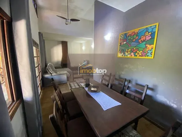Casa com 500m² 3 quartos e 2 banheiros, à venda, no bairro Capricórnio II em Caraguatatuba