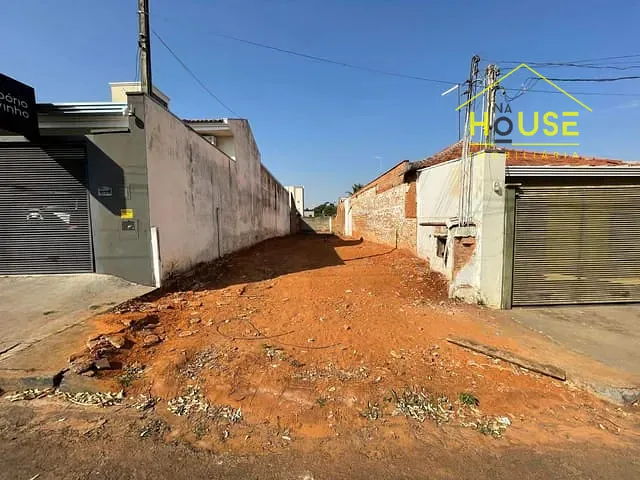 Casa com 270m², à venda, no bairro Vila Nova em Votuporanga