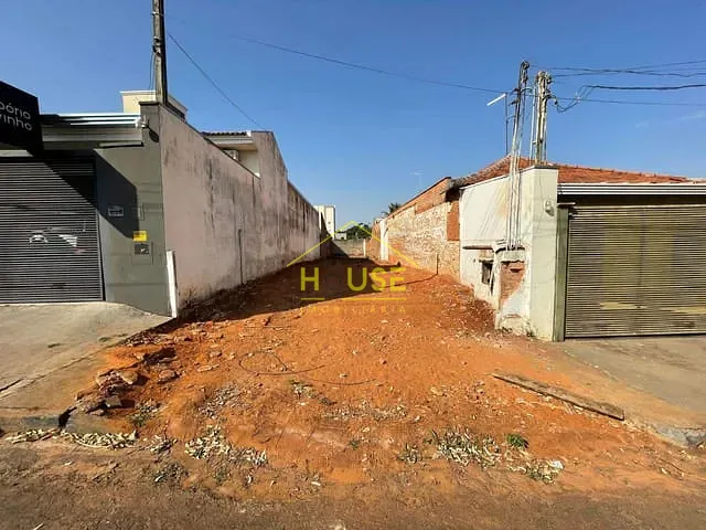 Casa com 270m², à venda, no bairro Vila Nova em Votuporanga