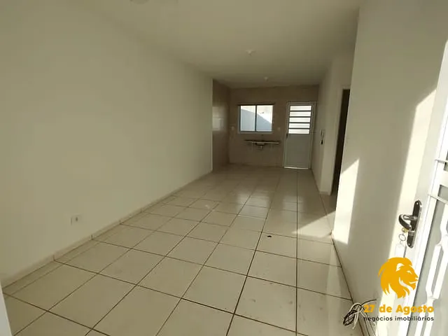 Casa com 146m² 2 quartos e 2 banheiros, à venda, no bairro Camanducaia em Holambra