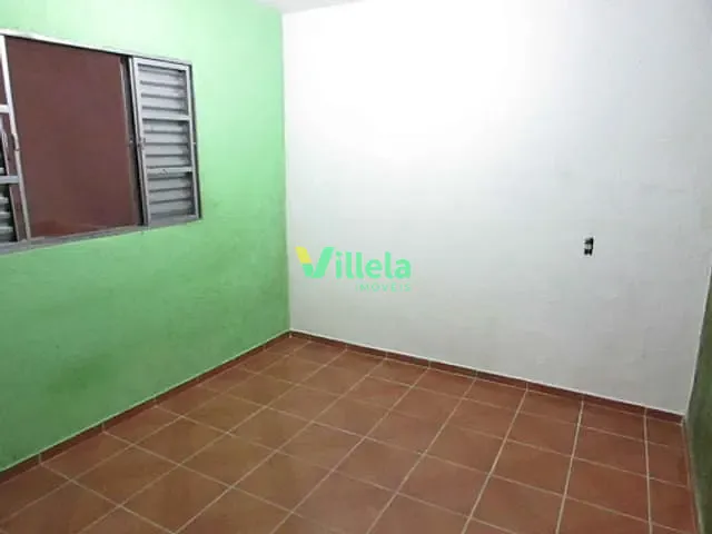 Casa à venda, no bairro Parque Residencial Scaffid II em Itaquaquecetuba