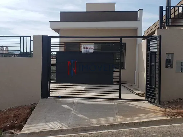 Casa com 175m² 2 quartos e 2 banheiros, à venda, no bairro Estância Galvani II em Bom Jesus dos Perdões
