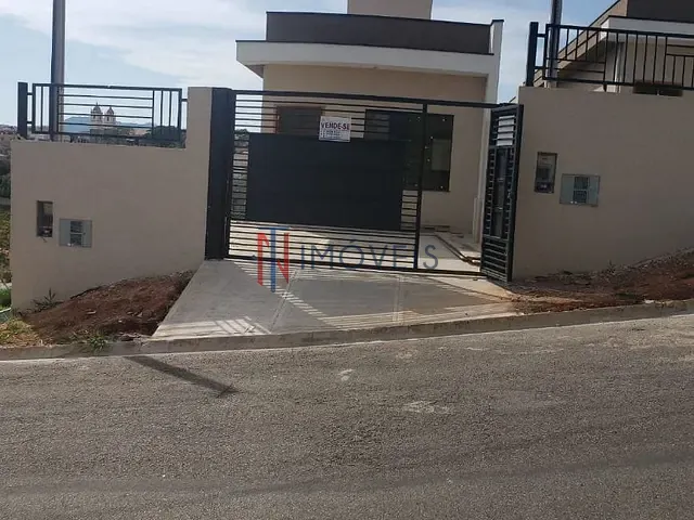 Casa com 175m² 2 quartos e 2 banheiros, à venda, no bairro Estância Galvani II em Bom Jesus dos Perdões