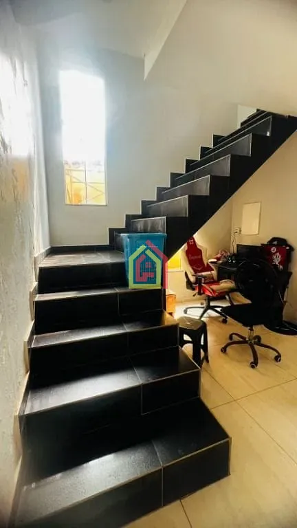 Casa à venda com 3 quartos, 2 suítes, 2 vagas e 200m² no Nova Marabá, Marabá (PA) — foto 5 de 15