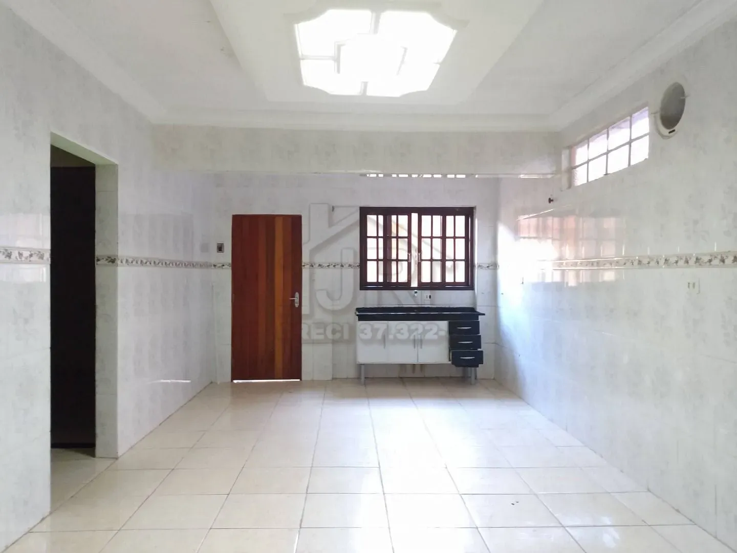 Casa, 3 quartos, 141 m² - Foto 1