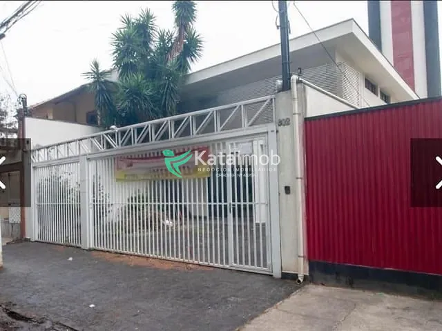Casa à venda ou para alugar, no bairro Parque Imperial em São Paulo