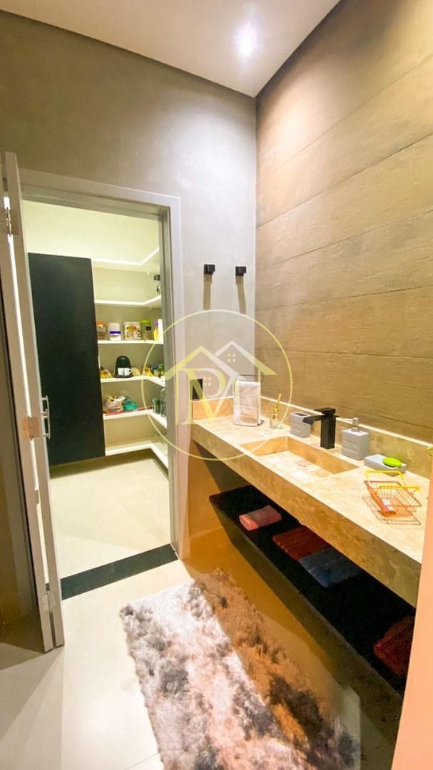 Casa à venda com 3 quartos, 254m² - Foto 14