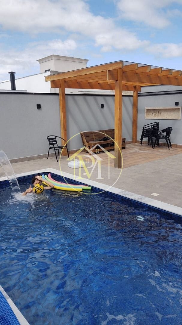 Casa à venda com 3 quartos, 254m² - Foto 4