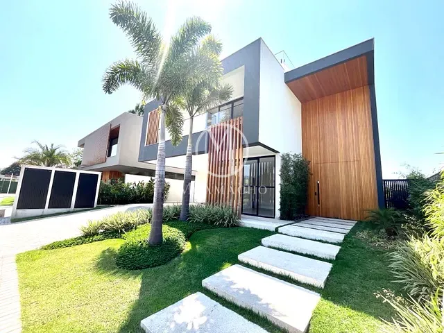Casa 5 quartos e 6 banheiros, à venda, no bairro Barra da Tijuca em Rio de Janeiro