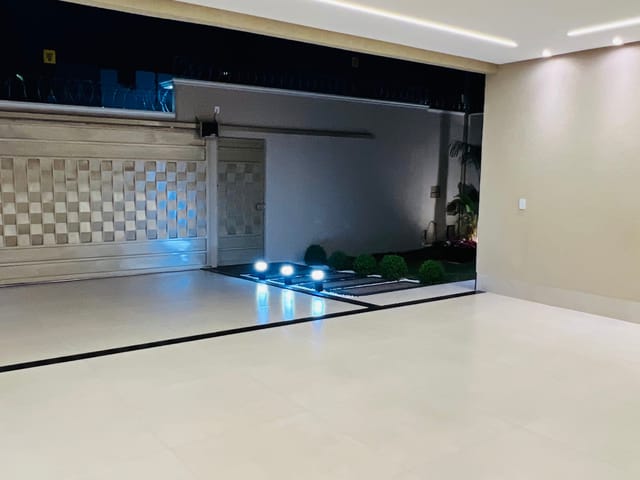 Casa com 373m² 3 quartos e 4 banheiros, à venda, no bairro Parque Amazônia em Goiânia