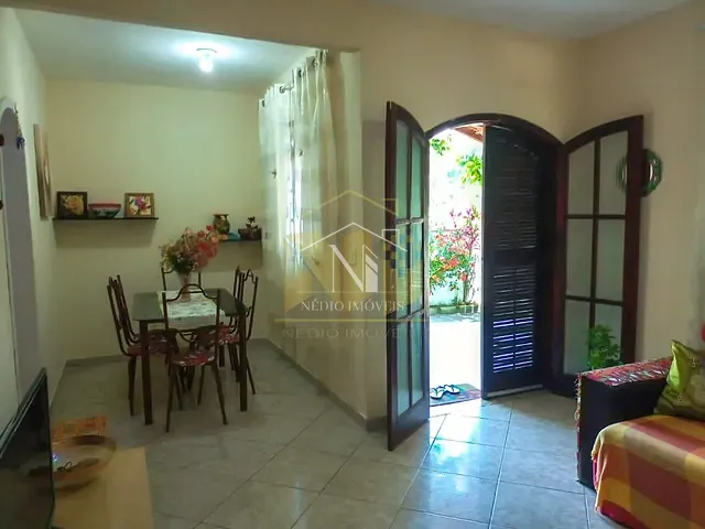 Casa com 360m² 2 quartos e 1 banheiro, à venda, no bairro Jardim Interlagos (Ponta Negra) em Maricá