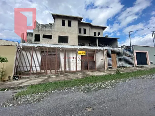 Casa 4 quartos e 3 banheiros, à venda, no bairro Xangri-Lá em Contagem