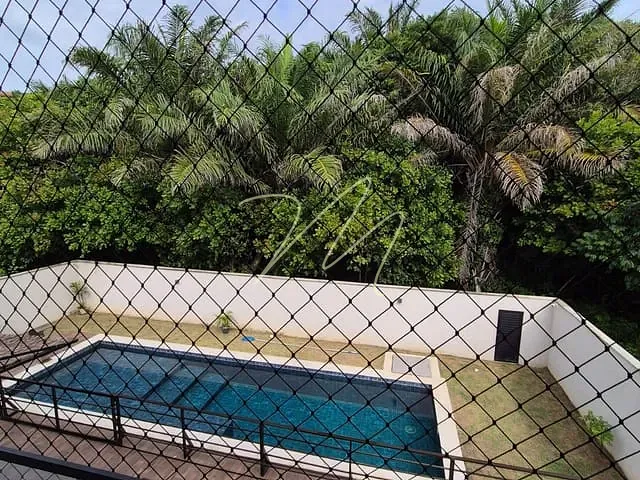 Casa 3 quartos e 5 banheiros, para alugar, no bairro Nossa Senhora da Vitória em Ilhéus