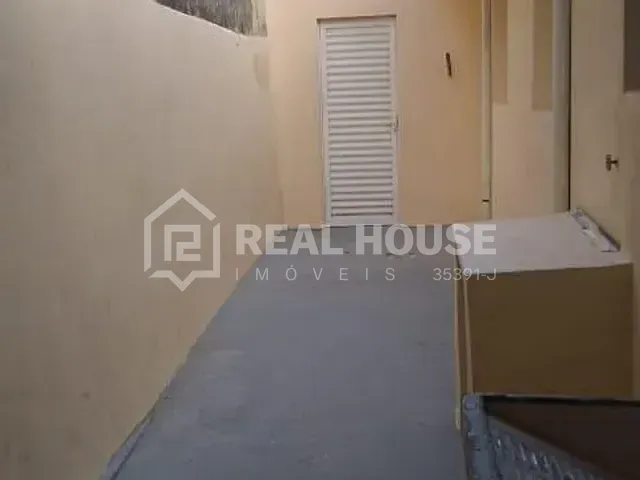 Casa com 157m² 2 quartos e 1 banheiro, à venda, no bairro Vila Fiori em Sorocaba